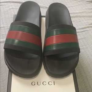 Gucci flip flops